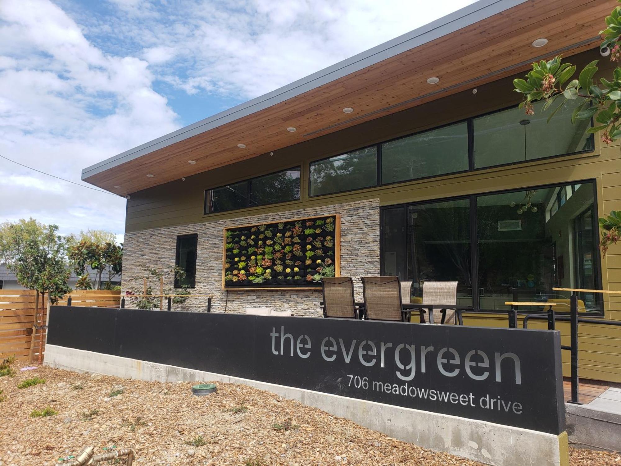 קורטה מדרה The Evergreen מראה חיצוני תמונה